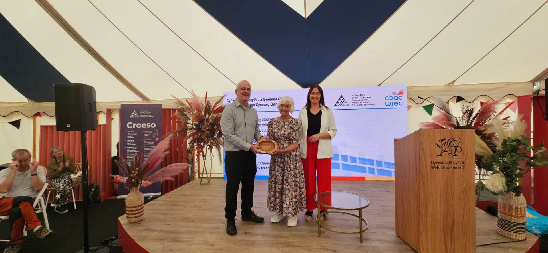 Barbara Roberts from Aberaeron receives the Aled Roberts Memorial Award